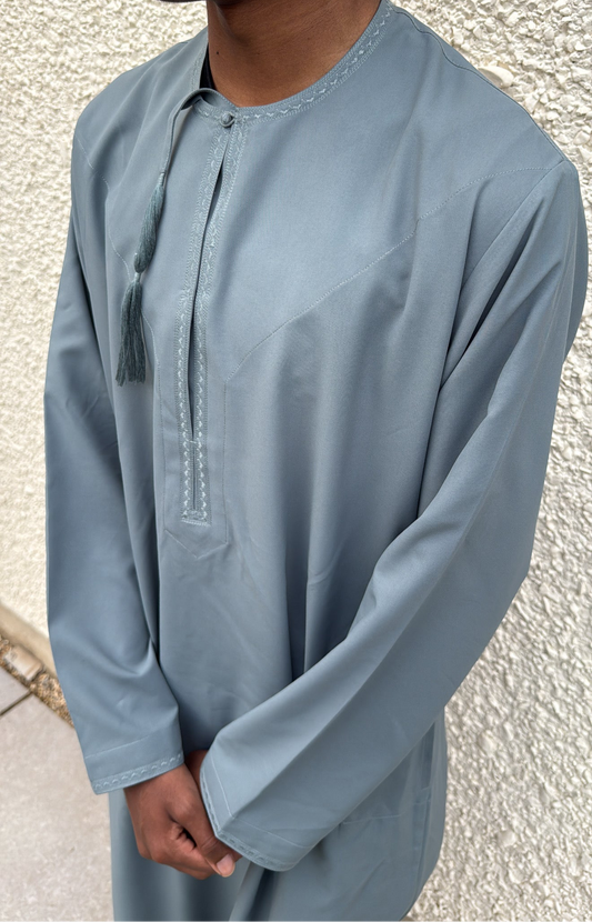 Dusty blue Omani thobe