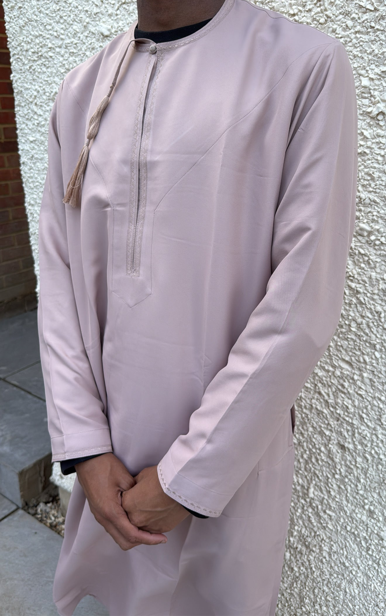 Rosewood Omani thobe